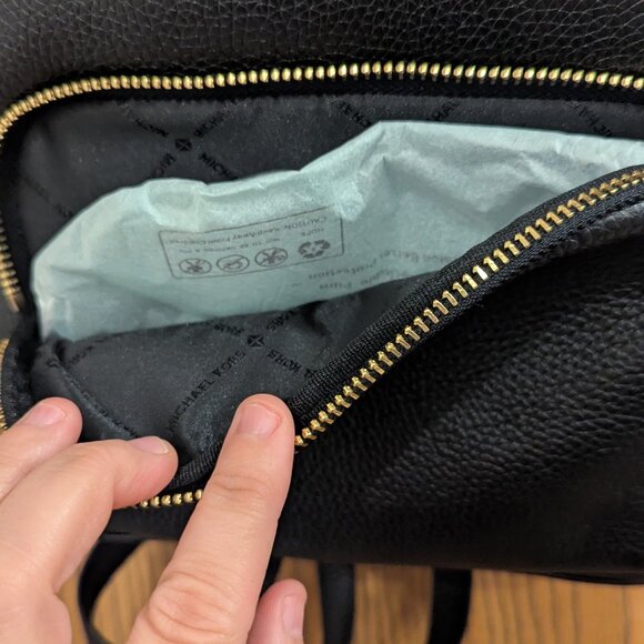 NWT Michael Kors Erin Medium Zip Pocket Leather Backpack Gold Tone Hardware - Picture 6 of 7